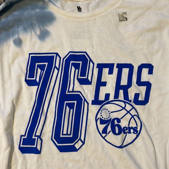 76ers XL long sleeve shirt - Picture 2 of 5